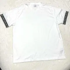 Item thumbnail for item e5623833-7da1-45ac-b9d0-14093d43d657