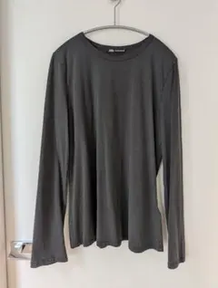 ZARA　カットソー