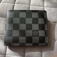 Louis Vuitton ダミエ・グラフィット 二つ折り財布