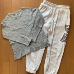 GAP スウェットパンツ&グレー長袖Tシャツ セットのサムネイル