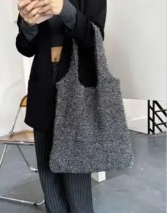 Item thumbnail for item 47531f30-ce2e-428a-916b-3951f5513f96