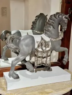 【極美品46.2万円】リヤドロ 威風堂々 リデコ シルバー　LLADRO