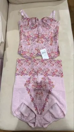 2025年最新】ダイアナ ハイウエストショートガードルの人気アイテム