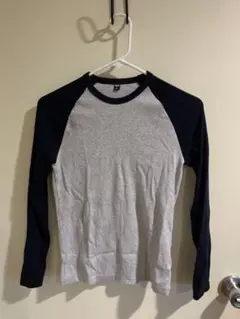 UNIQLOラグランスリーブ Tシャツ M