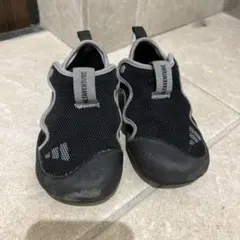 adidas ベビーサンダル 黒