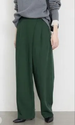 SLOBE IENA フロントタックストレートパンツ