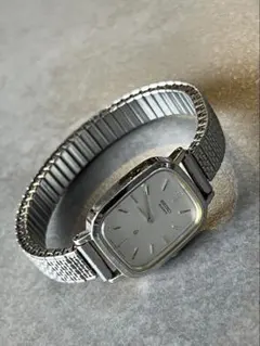 SEIKO Vintage｜スクエア 2針 ドレスウォッチ 腕時計 レディース