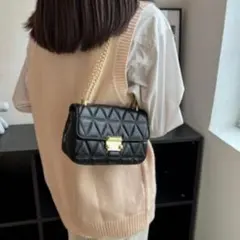 新品 シンプル 軽量 韓国 鞄 カバン カジュアル ポシェット チェーンバッグ