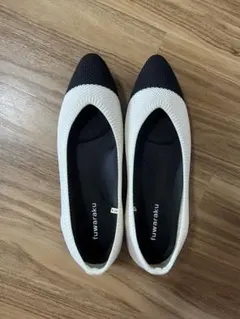 fuwaraku ふわらく フラットシューズ ホワイト&ブラックバイカラー