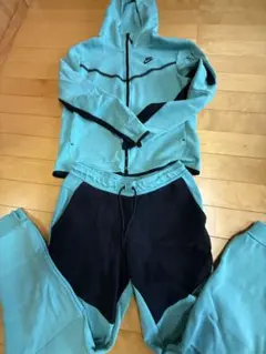 海外限定 NIKE テックフリース上下 ティファニーカラー US LL - メルカリ