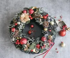 深い森の賑やかなクリスマスリース☆ドアリース☆造花☆直径30センチ