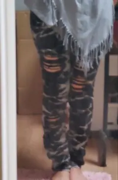 スキニーデニムジーンズ ブラック ダメージ加工