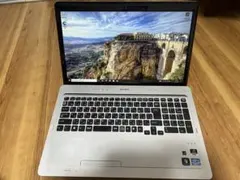 Sony VAIO ノートPC シルバーのサムネイル