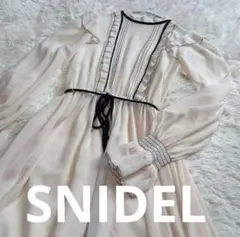 SNIDEL スナイデル スタンドカラー　ロング　フリルワンピース　アイボリー♡