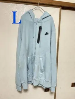 Nike トレーナー （S→1枚・M→1枚・L→4枚）