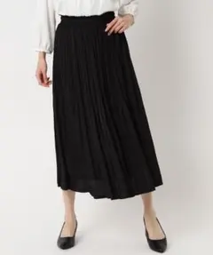 SHOO・LA・RUE サテンプリーツスカート　ブラック　丈85cm