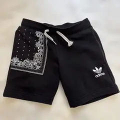 adidas 半ズボン 黒