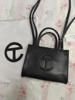 実物は撮影する TELFAR ブラックショルダーバッグ 2025年最新】テルファー telfar ショルダーバッグの人気アイテム