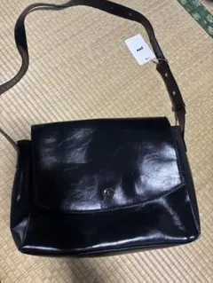 ブラックショルダーバッグ 合成皮革