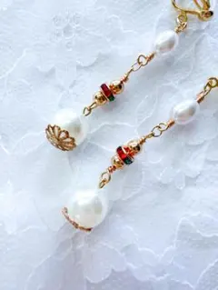 【送料込】クラシカルパール　ピアス/イヤリング　ハンドメイド