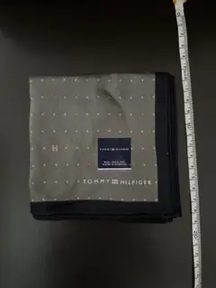 TOMMY HILFIGER ドット柄ハンカチ 約50×50