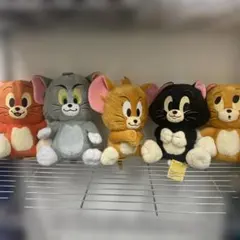 トムとジェリー☆トムがついていくニャー☆BIGぬいぐるみ Amazon.co.jp: トムとジェリー スーパーBIGぬいぐるみ 【トム