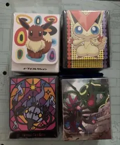 コレクションファイル ポンチョを着たイーブイ バインダー - メルカリ