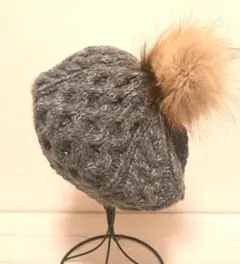 【未使用】override ファー付きニット帽　グレー