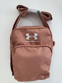 【タグ付き】UNDER ARMOUR ショルダーバッグ ピンク　☺︎