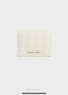 チャールズアンドキース　CHARLES & KEITH ミニウォレット　財布