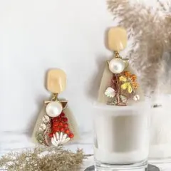 マーブルスクエアカボションとインド刺繍リボンのタッセルピアス 03121