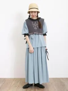 新品タグ付き　綿麻襟配色前後着ブラウス＆スカート＆ベスト　3点セット♪