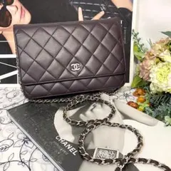 CHANEL シャネル【極美品】チェーンウォレット マトラッセ ブラウンのサムネイル