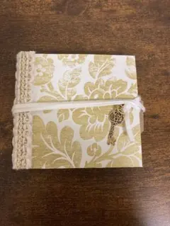 Item thumbnail for item 2edc034d-ee6b-4a83-a3dd-4c38cd468998