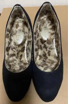 黒　ファー　パンプス