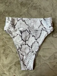 アリシアスタン　ヘビ柄ハイウエストビキニ下