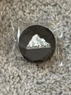 mont-bell ピンバッジ　モンベル