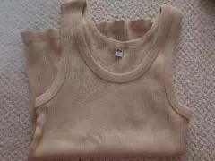 UNIQLO ベージュ タンクトップ M