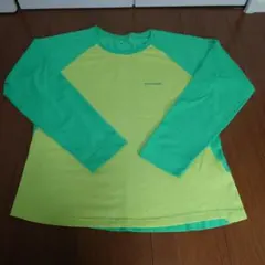 XLサイズ　mont-bell モンベル 長袖Tシャツのサムネイル