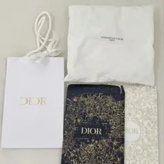 CHRISTIAN DIOR ミニホワイトクッションのサムネイル