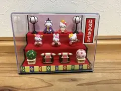 激レア！　ハローキティ３段雛人形