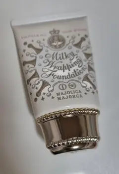 MAJOLICA MAJORCAファンデーション　01　ライトベージュのサムネイル