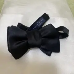 ザトリートドレッシング　カフス　蝶ネクタイ 京都エリアで結婚式されるご新郎様へおすすめのタキシードのご