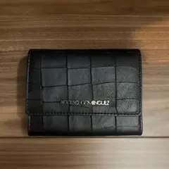 ADOLFO DOMINGUEZ ブラック二つ折り財布