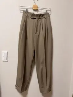 値下げ！Mila Owen タック入りスラックス パンツ