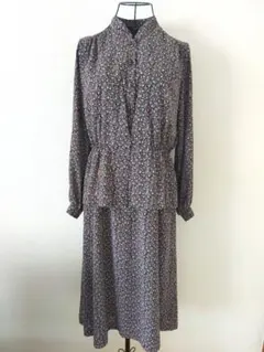 ✿小花柄ネイビー長袖ワンピース✿ベルト付き