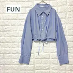【FUN】ファン クロップド丈 ストライプ ブラウス F ブルー リボンギャザーのサムネイル