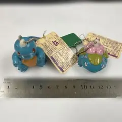 レトロ　ポケットモンスター キーホルダー 2種セット　ゼニガメ　フシギバナ
