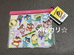 新品未使用　クレヨンしんちゃん　ミニフラットポーチ
