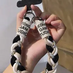 新品　編み込みストラップ ホワイト ブラック